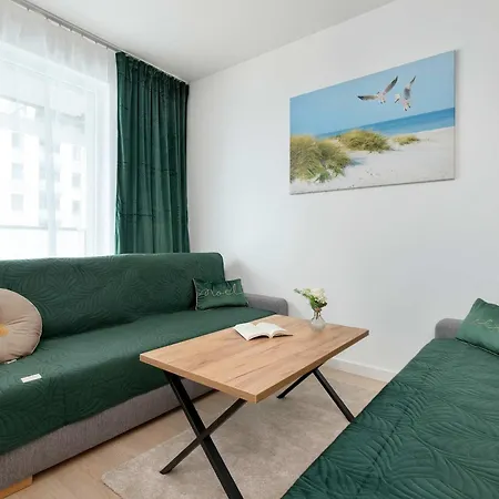 Apartamento 2-bedroom Family With Parking And Balcony By Renters *